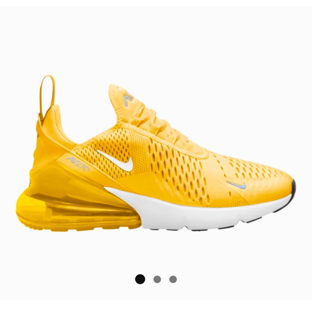 NIKE W Air Max 270 NEW 7.5